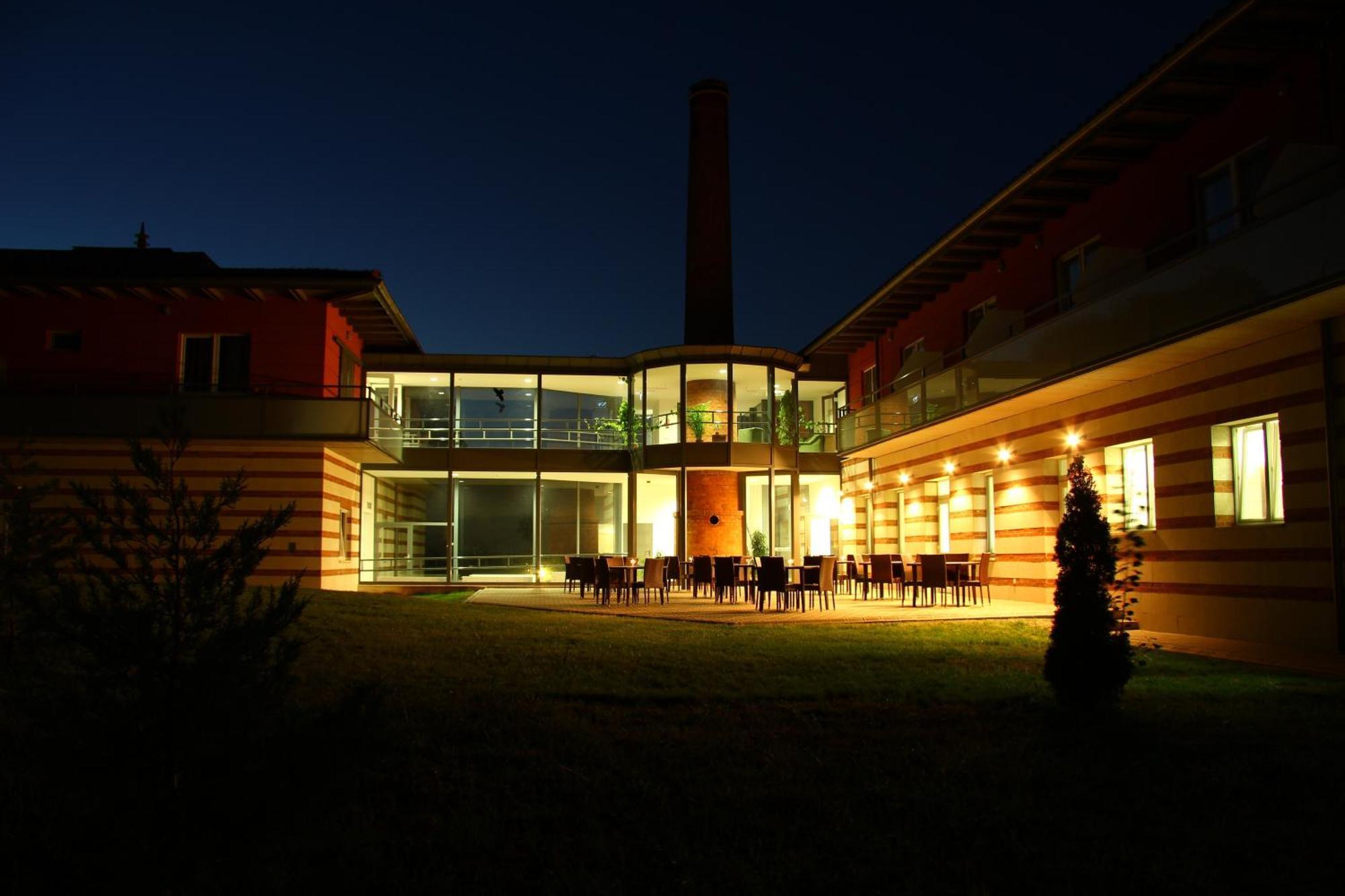 Hotel Kelep Tokaj Exterior foto